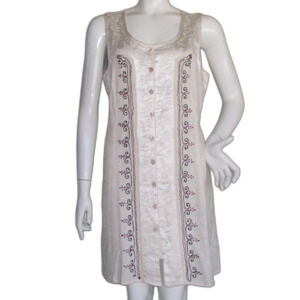 SIMI Dress, Free Size/M, White, Embroidered, Sleeveless, Button front, Sash back